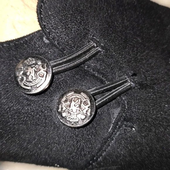 Chic, Very Chic! - Picture 5 of 10